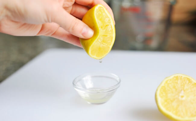 وصفة الليمون والزبادي للتخلص من المناطق الداكنة بالجسم