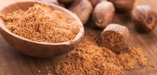 فوائد و أضرار جوزة الطيب Nutmeg