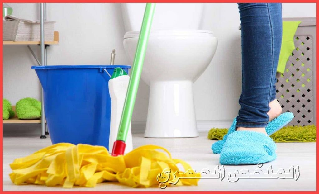 طرق تنظيف الحمام مع طريقة التخلص من الصدأ والسواد لكرسي الحمام
